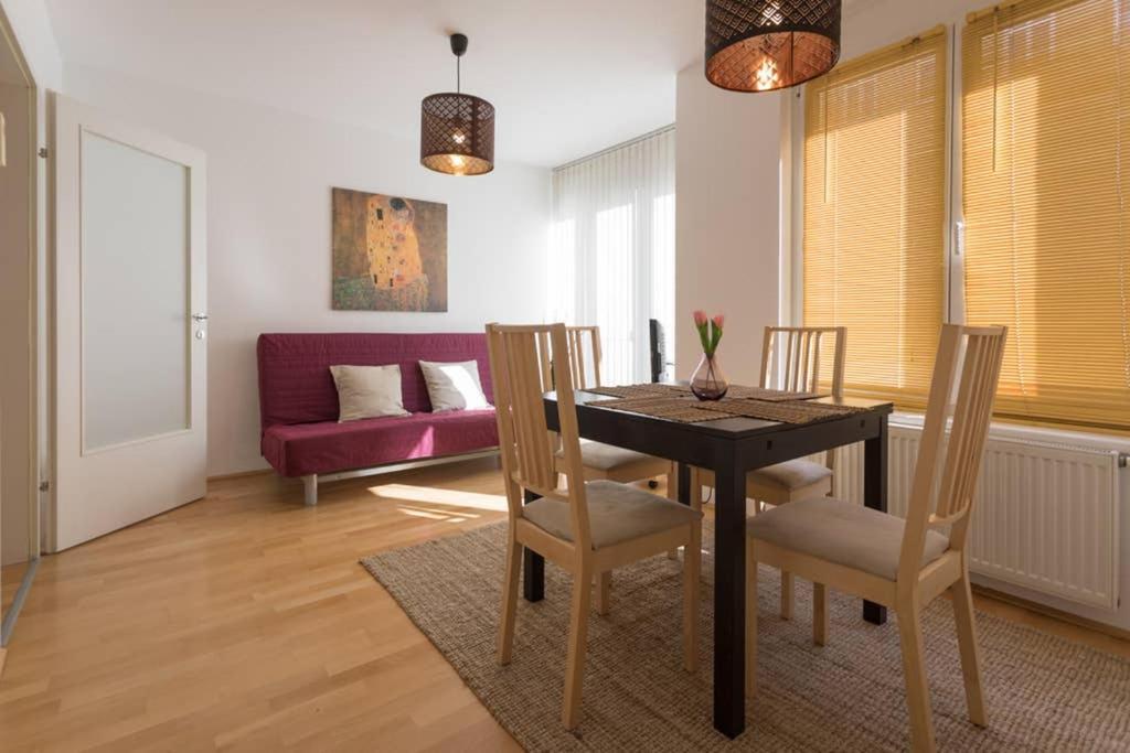 Apartment Bright In Hip & High Quality Neighborhood